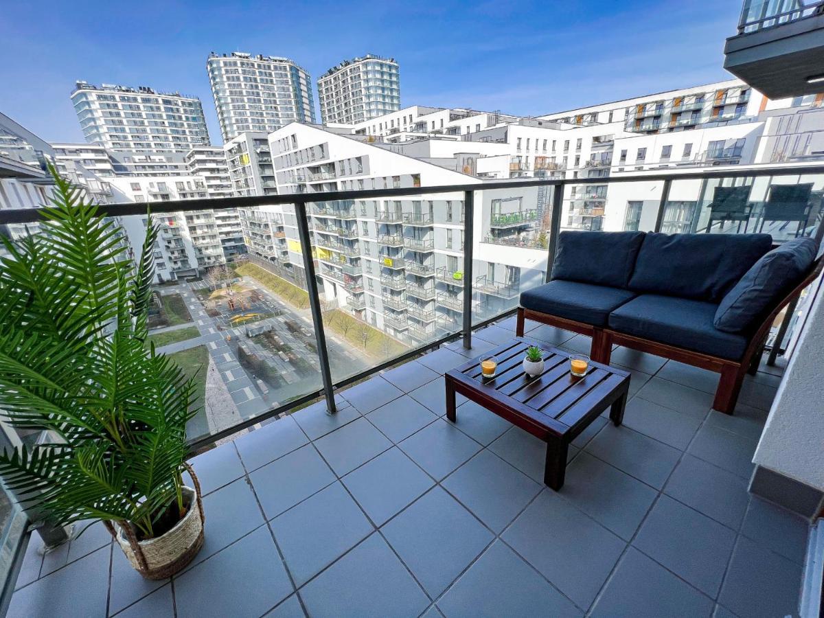Nowoczesny Apartament - Blisko Centrum Warsaw Exterior photo