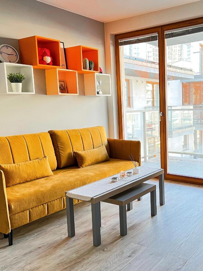 Nowoczesny Apartament - Blisko Centrum Warsaw Exterior photo